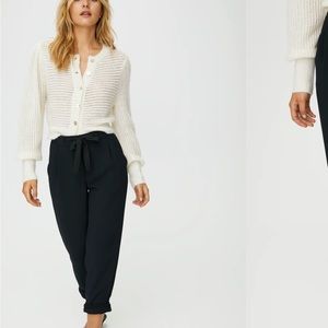 Aritzia Wilfred cropped tie front pants